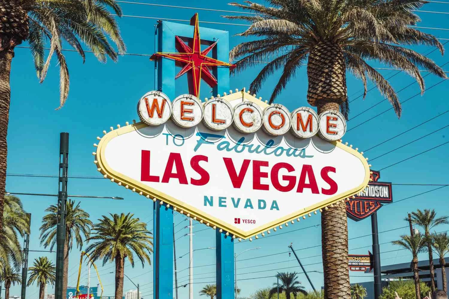 Welcome to Fabulous Las Vegas Sign